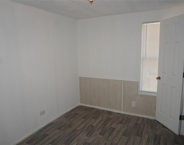 10970 Maywood Street - Photo Thumbnail 7