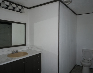 10970 Maywood Street - Photo Thumbnail 17