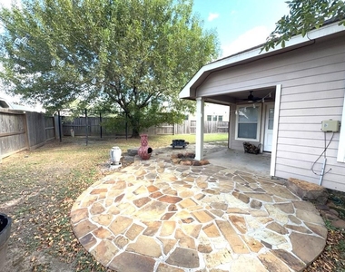 20007 Brackenton Crest Court - Photo Thumbnail 27