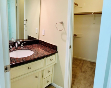14135 Sandfield Drive - Photo Thumbnail 34