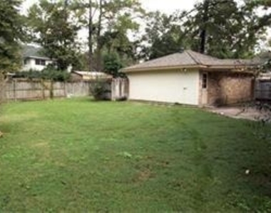 553 Roanoke St Drive - Photo Thumbnail 13