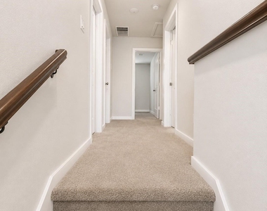 14125 Lost Mill Road - Photo Thumbnail 5