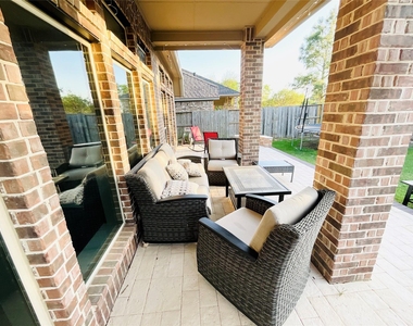 2507 Elmwood Trail - Photo Thumbnail 35