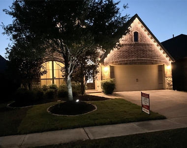 2507 Elmwood Trail - Photo Thumbnail 41