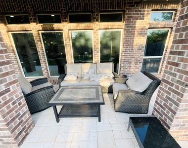 2507 Elmwood Trail - Photo Thumbnail 36