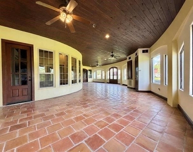 12410 Keith Road - Photo Thumbnail 2