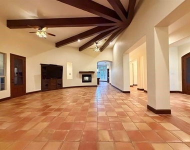 12410 Keith Road - Photo Thumbnail 11