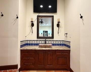12410 Keith Road - Photo Thumbnail 28