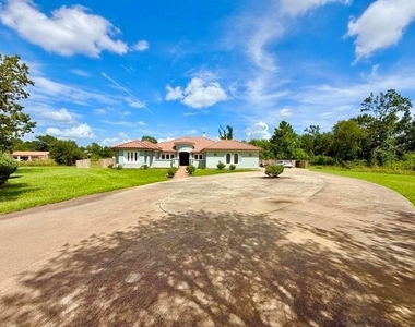 12410 Keith Road - Photo Thumbnail 1