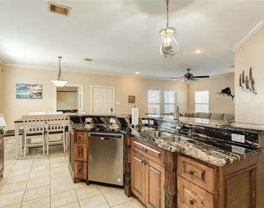 1418 Avenue M 1/2 - Photo Thumbnail 9
