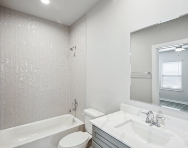 5741 Spring Stuebner Rd - Photo Thumbnail 4