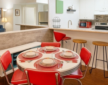 3271 Sul Ross Street - Photo Thumbnail 6