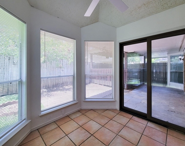 2030 Creek Valley Lane - Photo Thumbnail 23