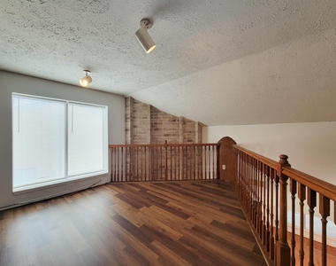 2030 Creek Valley Lane - Photo Thumbnail 32