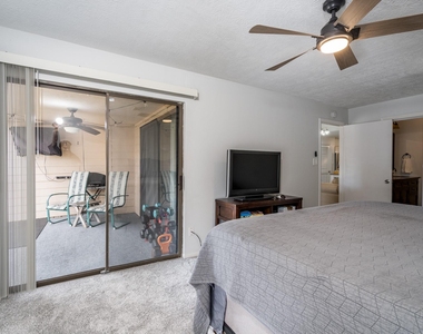 203 Lakeview Terrace - Photo Thumbnail 6