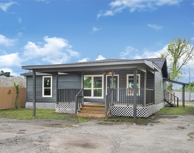 2631 Mansfield Street - Photo Thumbnail 1