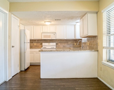 12645 Lake Conroe Hills Drive - Photo Thumbnail 6