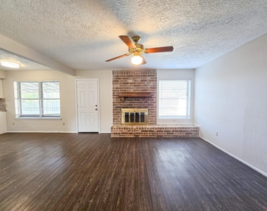 12645 Lake Conroe Hills Drive - Photo Thumbnail 2