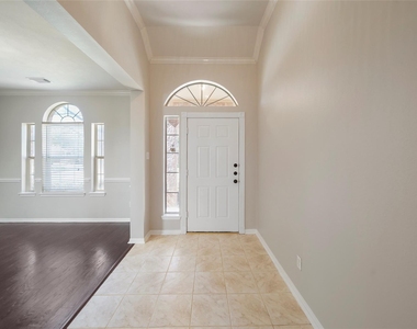5602 Beaver Pass Lane - Photo Thumbnail 3