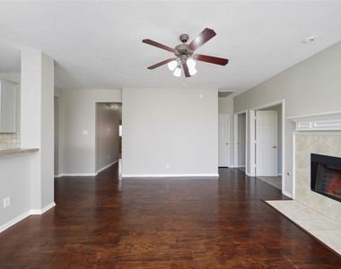5602 Beaver Pass Lane - Photo Thumbnail 7