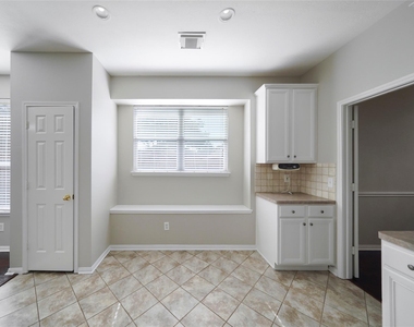 5602 Beaver Pass Lane - Photo Thumbnail 12