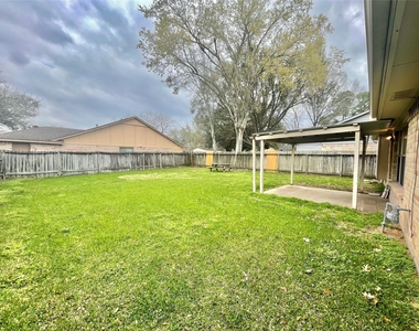 503 Penwood Court - Photo Thumbnail 20