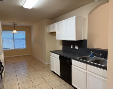 4019 Teal Run Meadow Drive - Photo Thumbnail 3