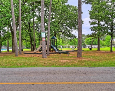 11604 Vistawood Street - Photo Thumbnail 22