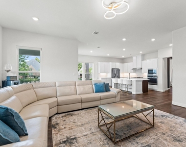 21 Cassena Grove Drive - Photo Thumbnail 9