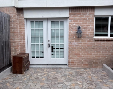 11525 Beechnut Street - Photo Thumbnail 3