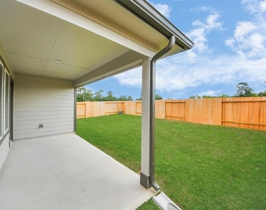 12022 Maple Oak Drive - Photo Thumbnail 12