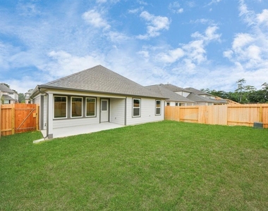 12022 Maple Oak Drive - Photo Thumbnail 11