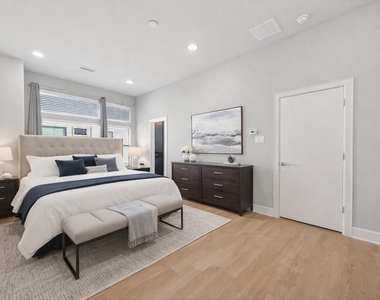 5313 Inker Street - Photo Thumbnail 2