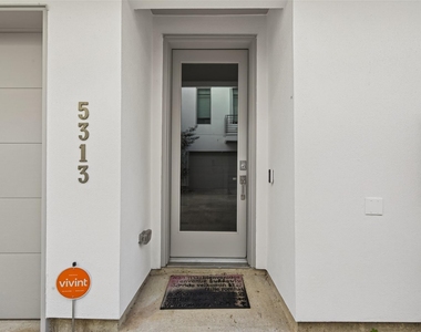5313 Inker Street - Photo Thumbnail 6