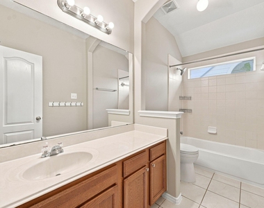 18810 Lantern Cove Lane - Photo Thumbnail 32