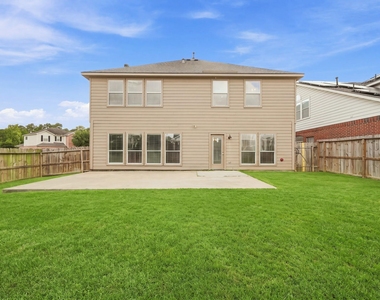18810 Lantern Cove Lane - Photo Thumbnail 35