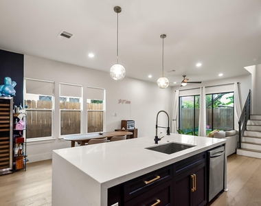 6915 Sherman Street - Photo Thumbnail 10