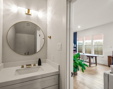 6915 Sherman Street - Photo Thumbnail 7
