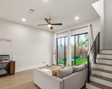 6915 Sherman Street - Photo Thumbnail 4