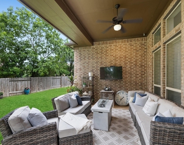 19 Cohasset Place - Photo Thumbnail 41