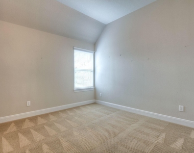 19 Cohasset Place - Photo Thumbnail 38