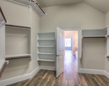19 Cohasset Place - Photo Thumbnail 26
