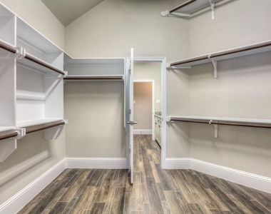 19 Cohasset Place - Photo Thumbnail 25