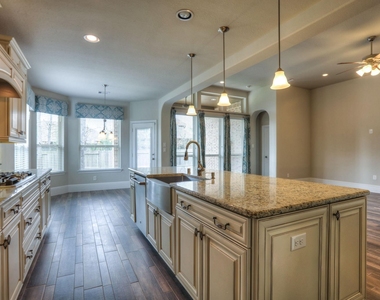 19 Cohasset Place - Photo Thumbnail 16
