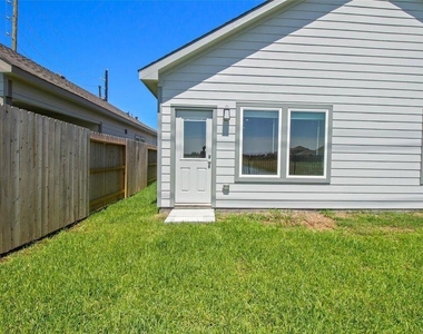 6643 Escondido Dr - Photo Thumbnail 23
