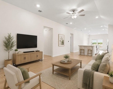 6643 Escondido Dr - Photo Thumbnail 4