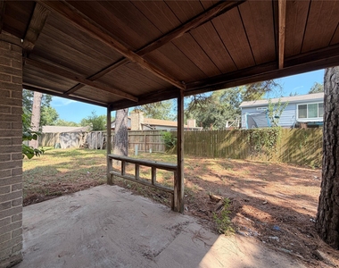 6915 Ten Curves Road - Photo Thumbnail 4