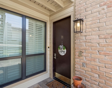 1881 Bering Drive - Photo Thumbnail 14