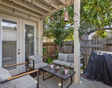 1881 Bering Drive - Photo Thumbnail 13