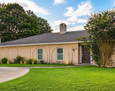 11007 Hillcroft Avenue - Photo Thumbnail 27